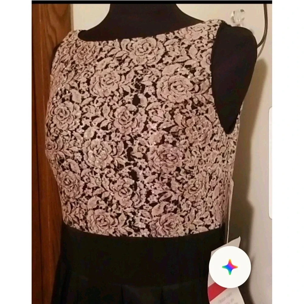 NWT $98 Women's Size 14 Macy's Sleeveless Layered  Dress Sequins‎ Bodice Bow Tie